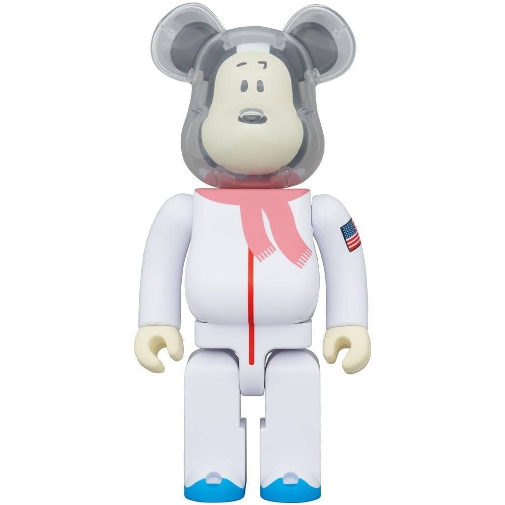 400% Bearbrick Astronaut Snoopy figurine from Peanuts collaboration, exclusive to Bearbrick World Wide Tour.