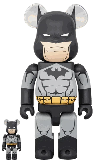 400% & 100% Bearbrick set – Batman Hush Black version with detailed design in sleek black tones.