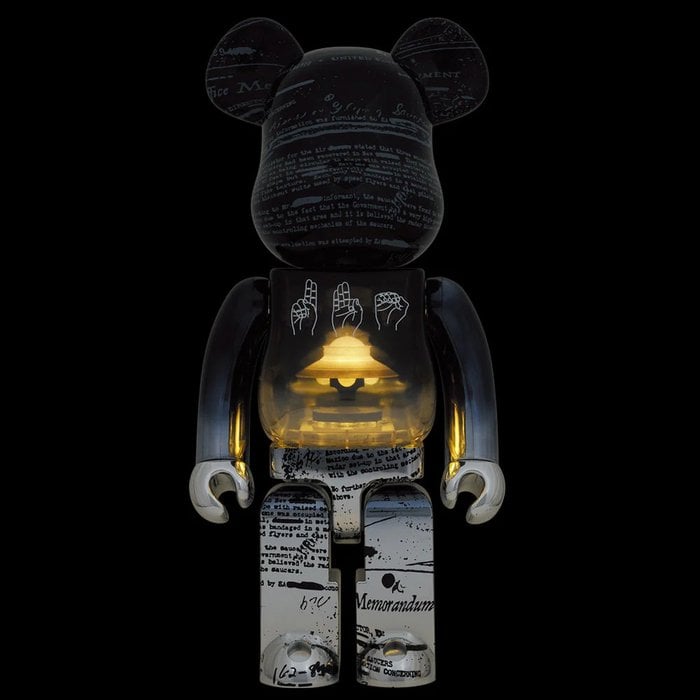 1000 % Bearbrick - UFO (andra versionen)